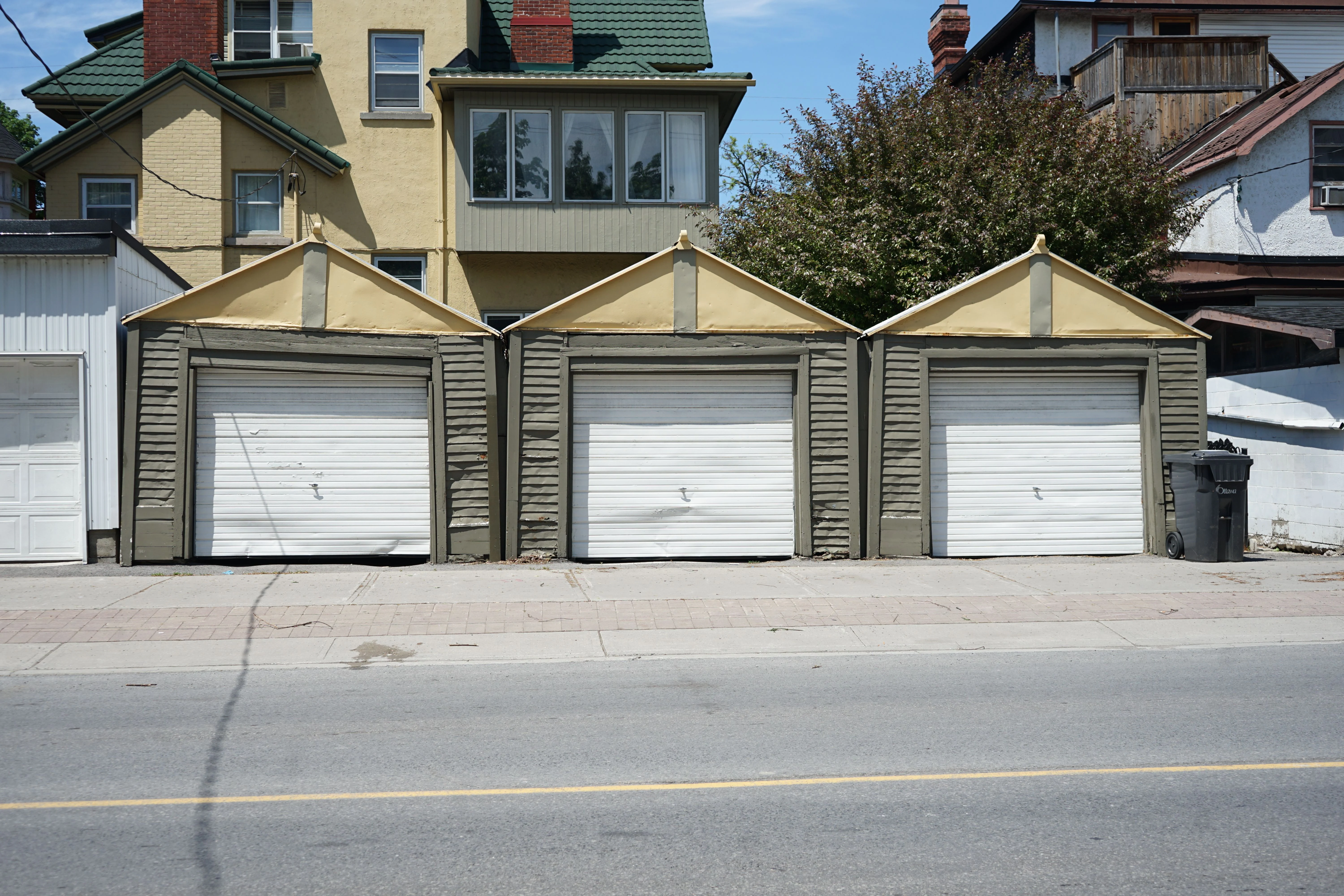 Residential garage door in Fremont